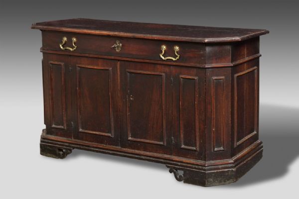 Rara credenza de madeira de nogueira Emilia, Parma, séculos XVII-XVIII