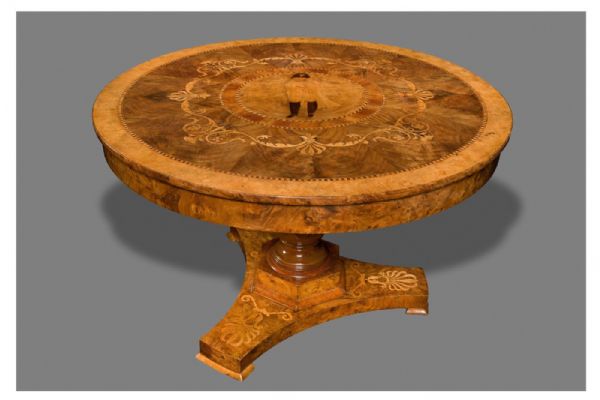 Round table depicting Napoleon Bonaparte, Rolo, Vincenzo Mari (1802-1888)