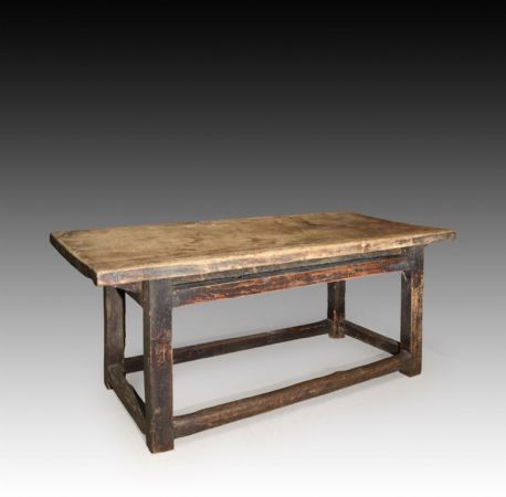 Mesa Emiliano rara do século XVII
