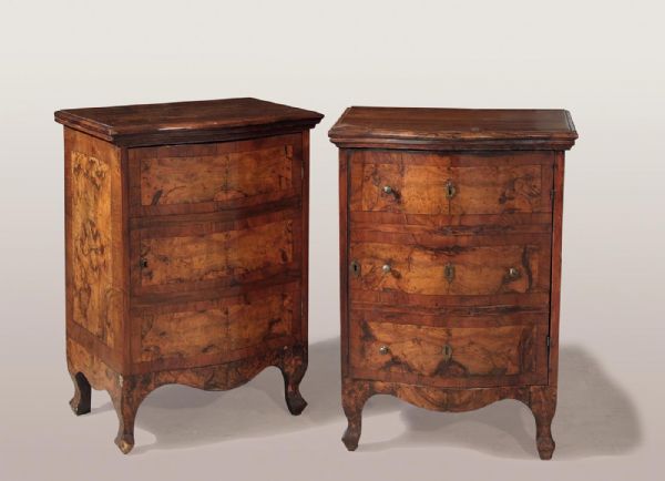 Couple cabinets XVIII century