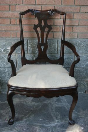 Walnut Louis XV armchair, Venice