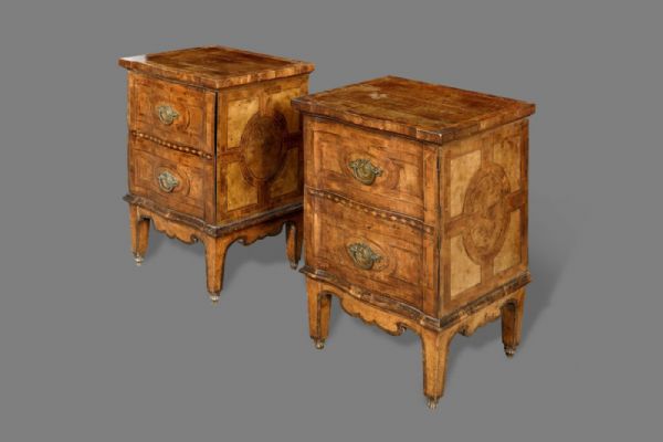 Elegant pair of small cabinets, Parma, late 18th century