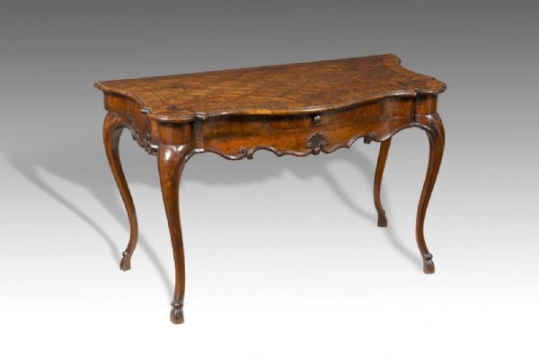 Elegant console, Modena-Ferrara, 18th century