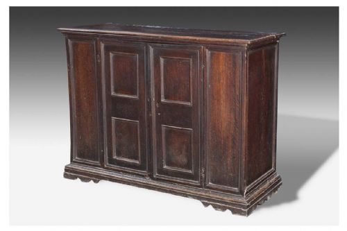 Importante credenza Modena Secolo XVII